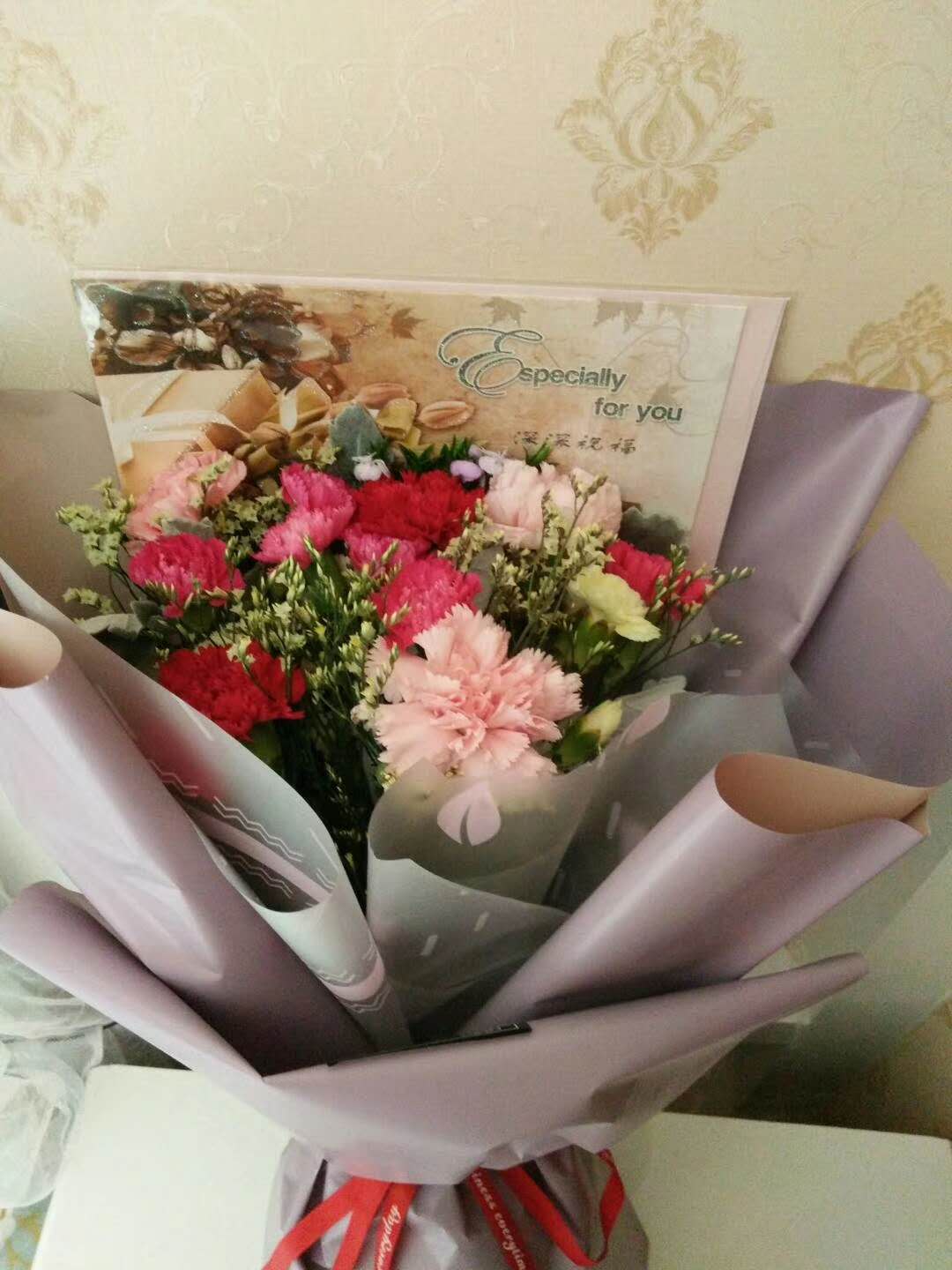 小洛洛妈妈的鲜花.jpg